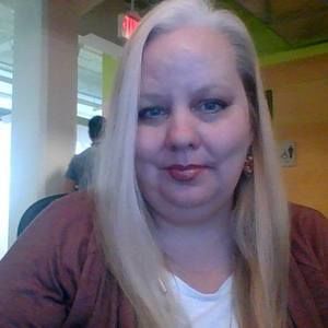 Meet your Posher, Tonya